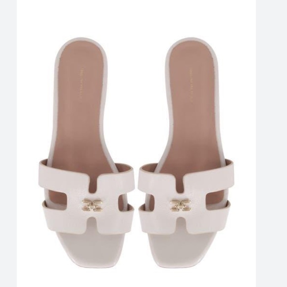 Bruno Magli Cream Slide Sandals - Picture 1 of 5
